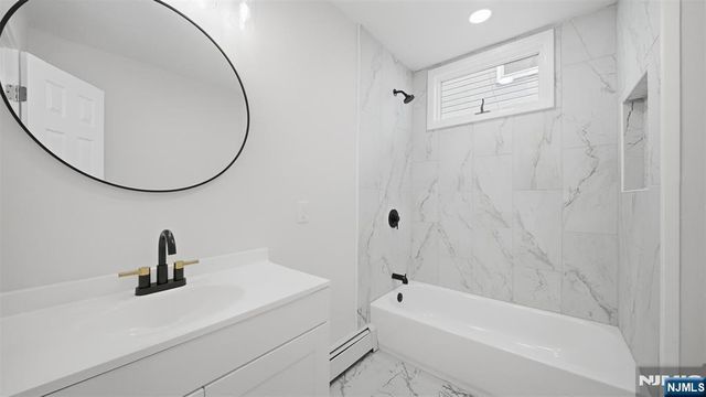 4 Merrie Trail, Denville Township, NJ 07834