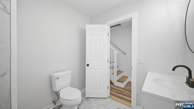 4 Merrie Trail, Denville Township, NJ 07834