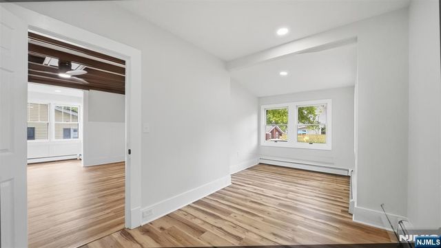 4 Merrie Trail, Denville Township, NJ 07834