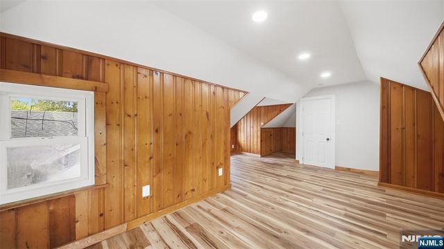 4 Merrie Trail, Denville Township, NJ 07834