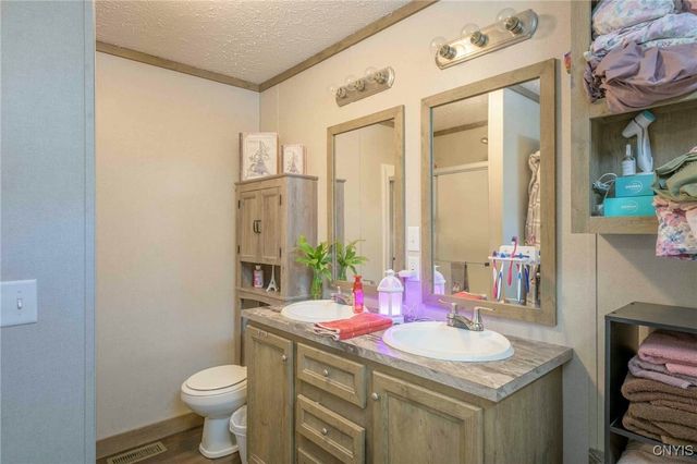 1557 County Route 7, Hannibal, NY 13126