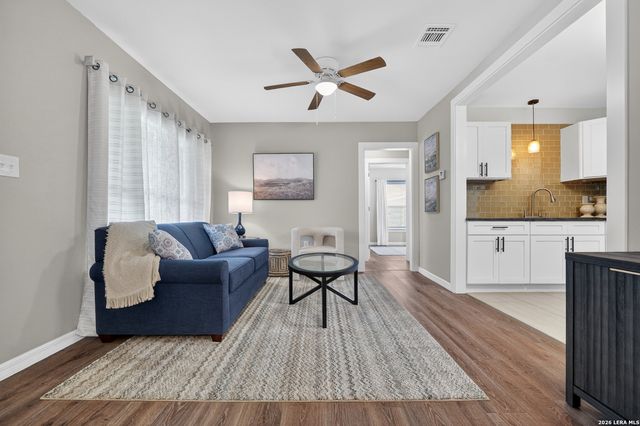 2310 BURNET ST, San Antonio, TX 78202