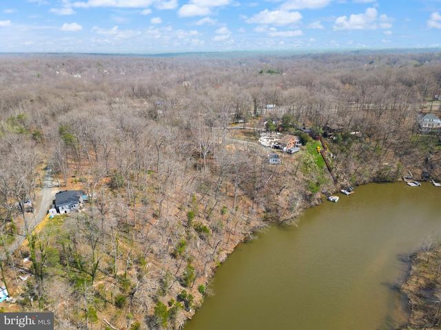 11720 OLYMPIC DR, Manassas, VA 20112