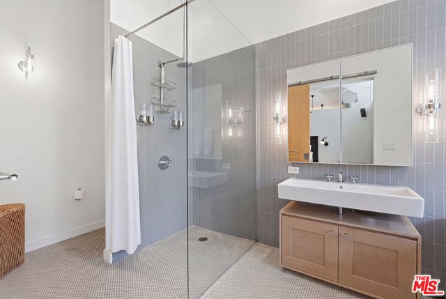 4080 Glencoe Avenue 317, Marina Del Rey, CA 90292