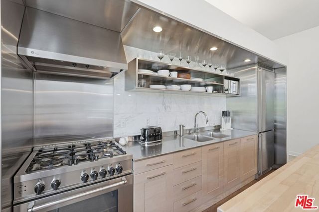 4080 Glencoe Avenue 317, Marina Del Rey, CA 90292
