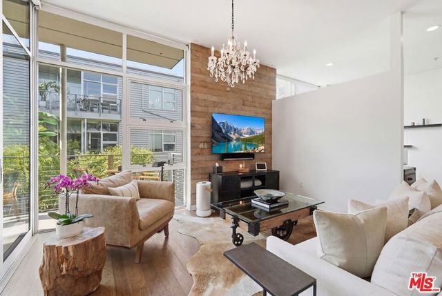 4080 Glencoe Avenue 317, Marina Del Rey, CA 90292
