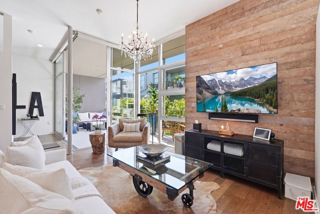 4080 Glencoe Avenue 317, Marina Del Rey, CA 90292