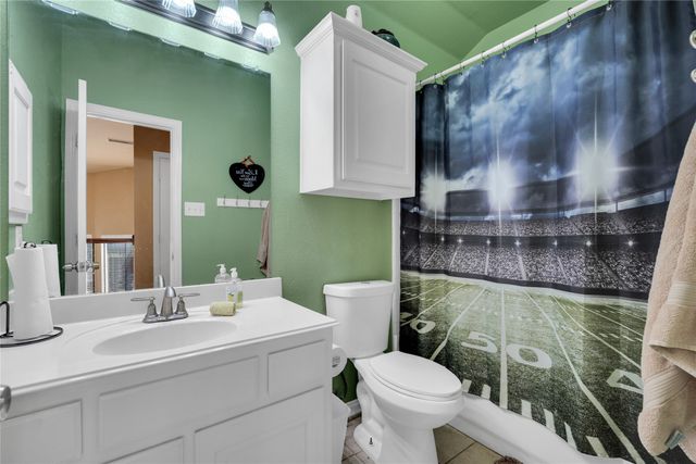 6777 Island Drive, Grand Prairie, TX 75054