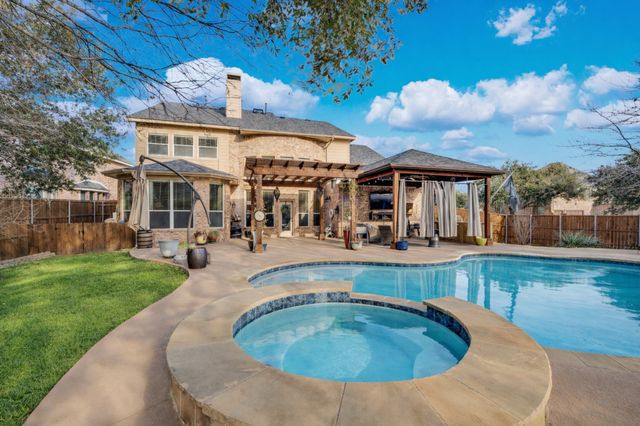 6777 Island Drive, Grand Prairie, TX 75054