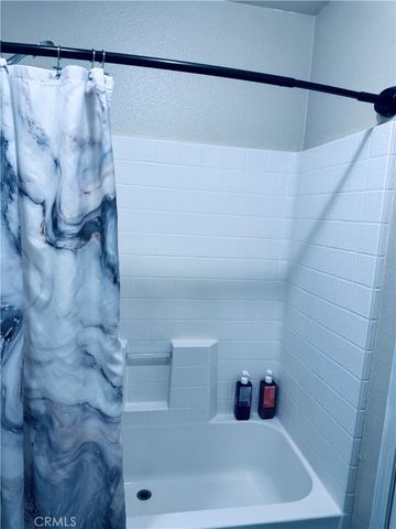 17333 Valley Boulevard 79E, Fontana, CA 92335