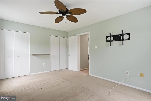 5661 CRABAPPLE DR, Frederick, MD 21703