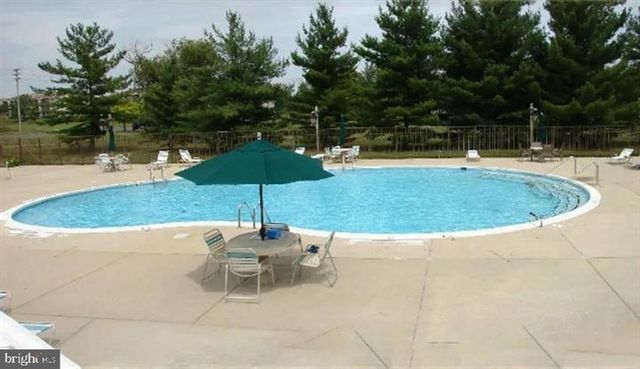 5661 CRABAPPLE DR, Frederick, MD 21703