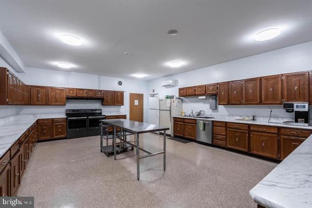 5661 CRABAPPLE DR, Frederick, MD 21703