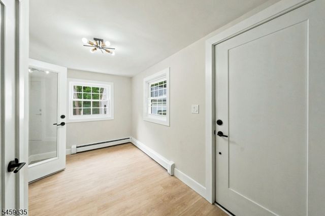 26 Cooper Ln, Chester Twp., NJ 07930