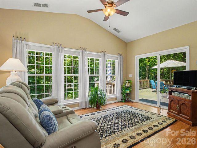 161 Montrose Drive, Mooresville, NC 28115