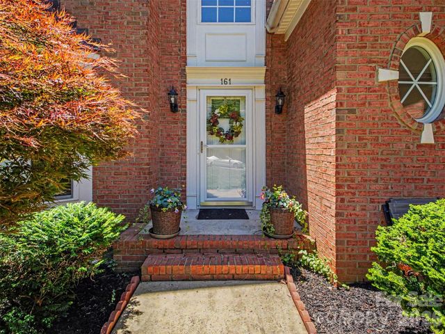161 Montrose Drive, Mooresville, NC 28115