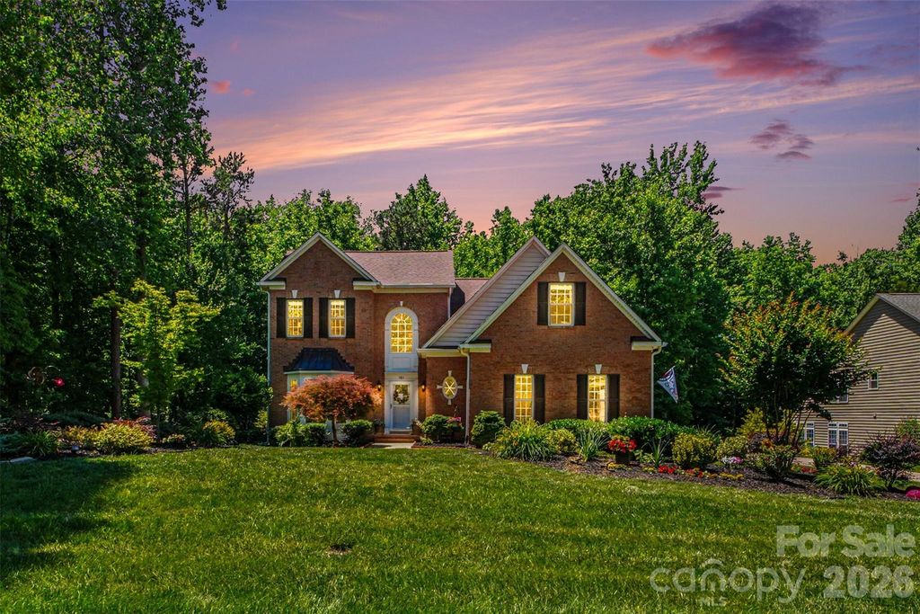 161 Montrose Drive, Mooresville, NC 28115