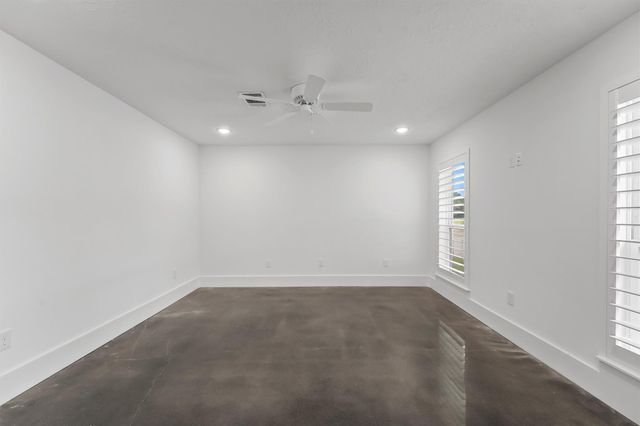 1589 County Road 252, Anderson, TX 77830