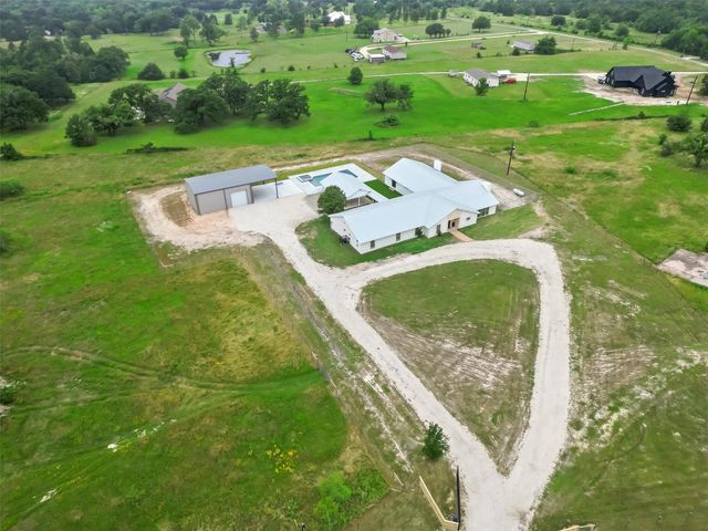 1589 County Road 252, Anderson, TX 77830