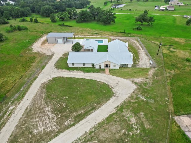 1589 County Road 252, Anderson, TX 77830