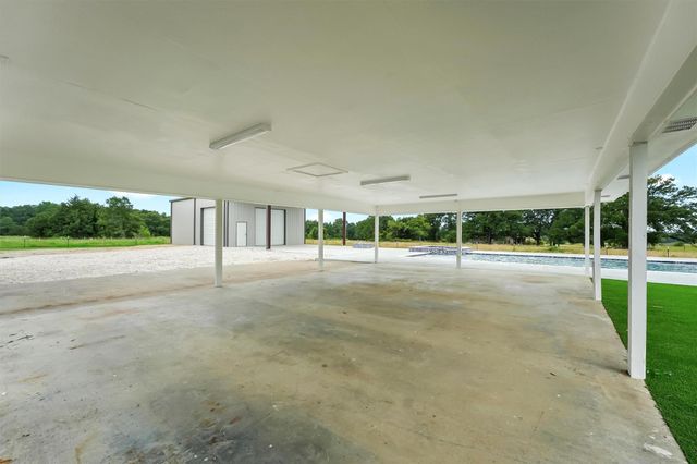 1589 County Road 252, Anderson, TX 77830