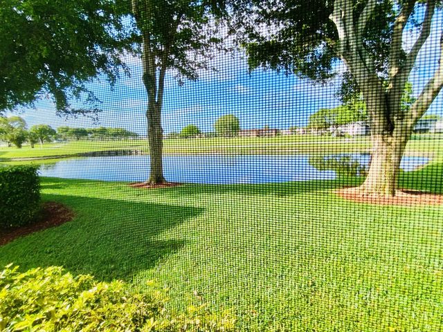 64 Flanders B 64, Delray Beach, FL 33484