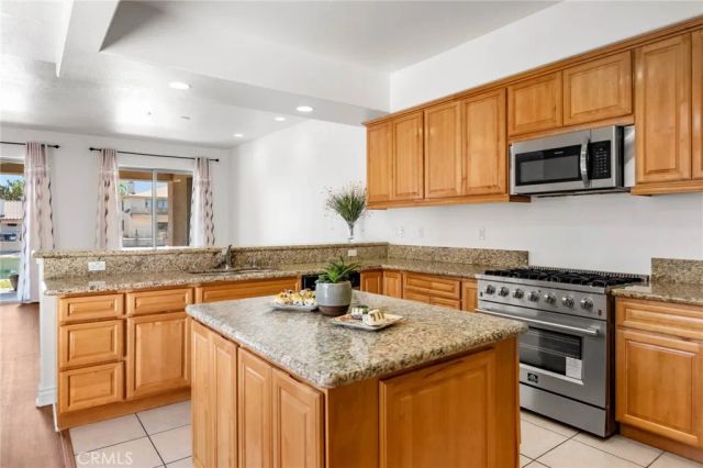 14365 Nautical D, Helendale, CA 92342