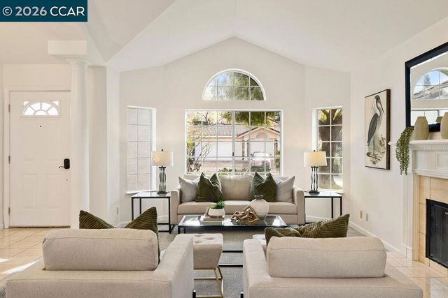 4283 Knollview Dr, Danville, CA 94506