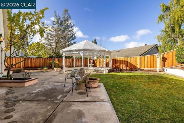 4283 Knollview Dr, Danville, CA 94506