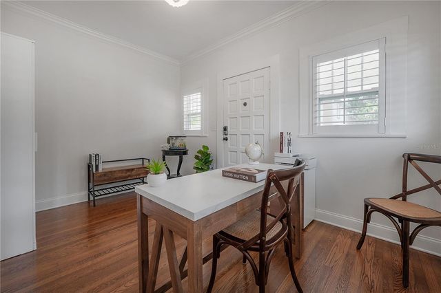 3001 W SAN JOSE STREET, Tampa, FL 33629