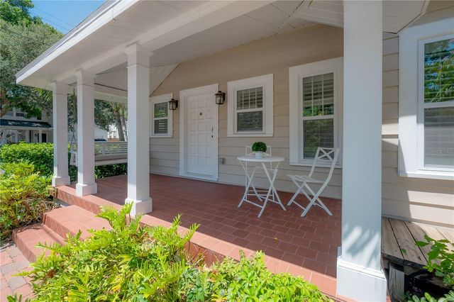 3001 W SAN JOSE STREET, Tampa, FL 33629