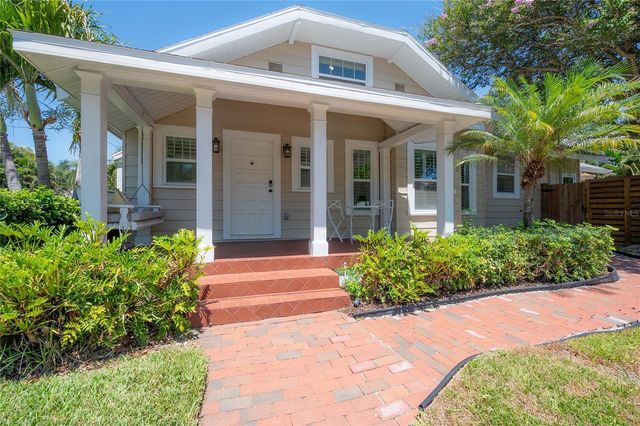 3001 W SAN JOSE STREET, Tampa, FL 33629