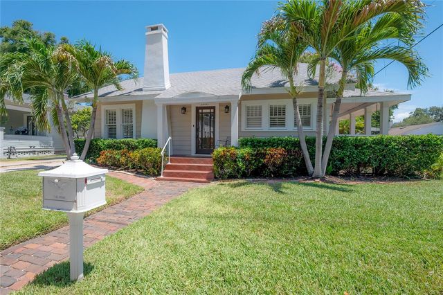 3001 W SAN JOSE STREET, Tampa, FL 33629