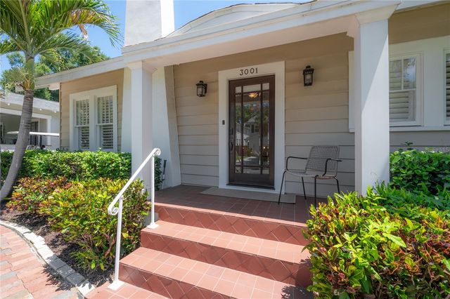 3001 W SAN JOSE STREET, Tampa, FL 33629