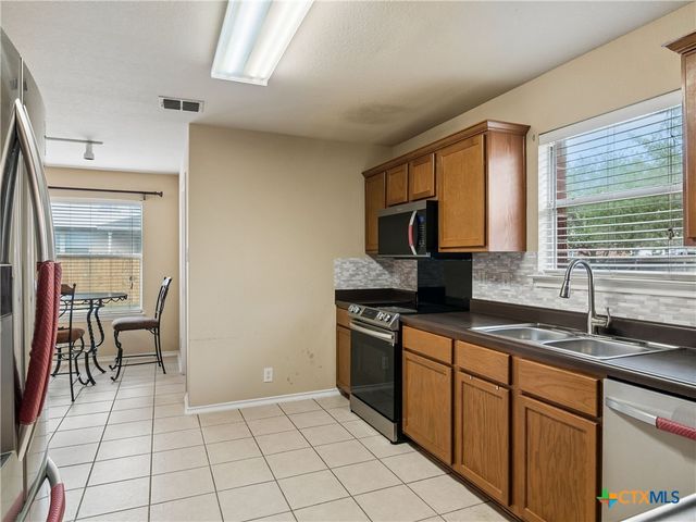 235 Roadrunner Avenue, New Braunfels, TX 78130