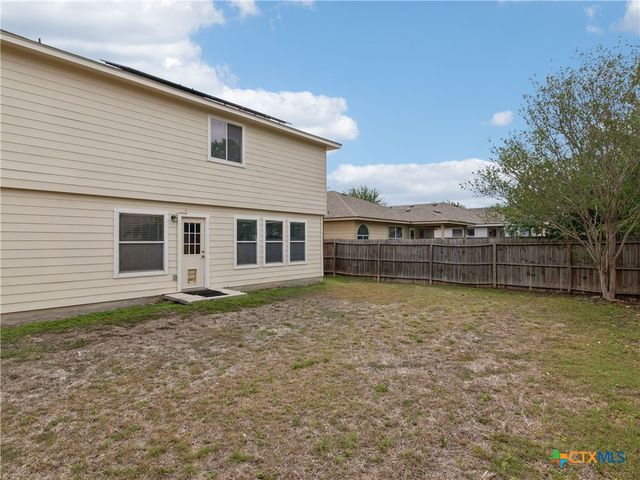 235 Roadrunner Avenue, New Braunfels, TX 78130