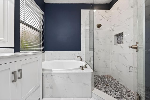 4956 CREEKSIDE TRAIL, Sarasota, FL 34243