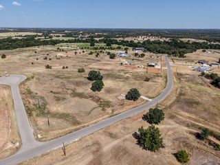 104 Foxtrot Court, Alvord, TX 76225