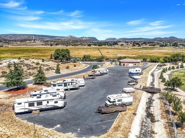 32448 Evening Primrose Trail, Campo, CA 91906