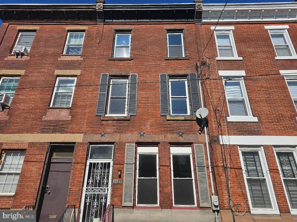 1525 MORRIS ST, Philadelphia, PA 19145