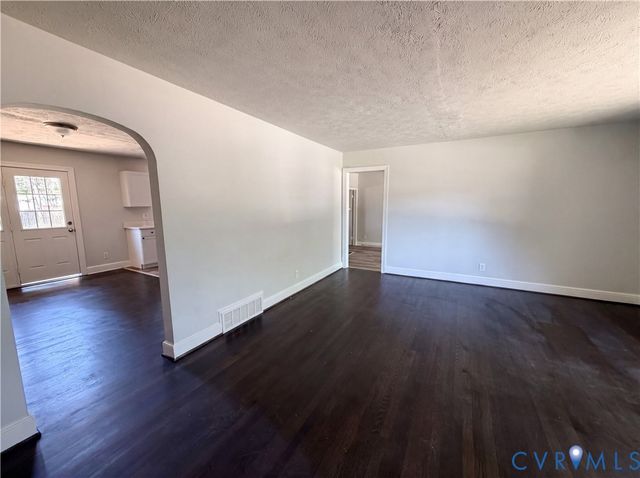 1010 North Ave, Hopewell, VA 23860