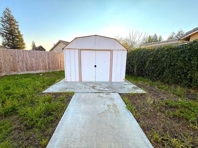 3817 Dockery Avenue, Selma, CA 93662