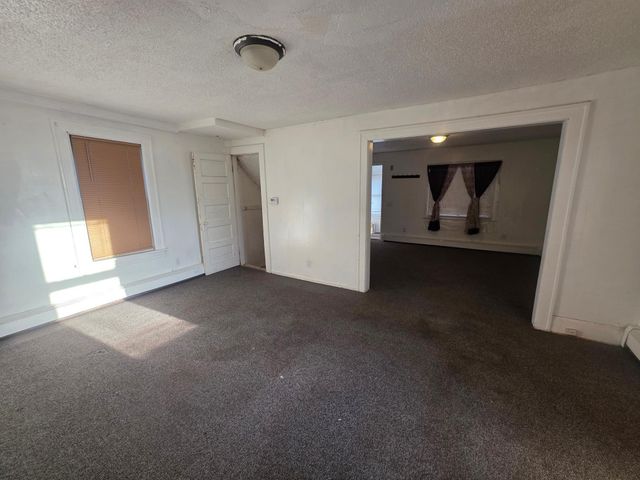 1123 6th Street E, Saint Paul, MN 55106