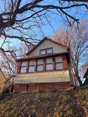 1123 6th Street E, Saint Paul, MN 55106