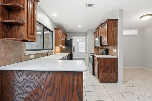 9101 Willowbrook Drive, Rowlett, TX 75088