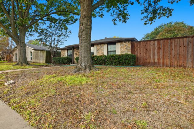 9101 Willowbrook Drive, Rowlett, TX 75088