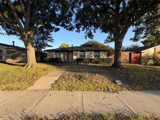 9101 Willowbrook Drive, Rowlett, TX 75088