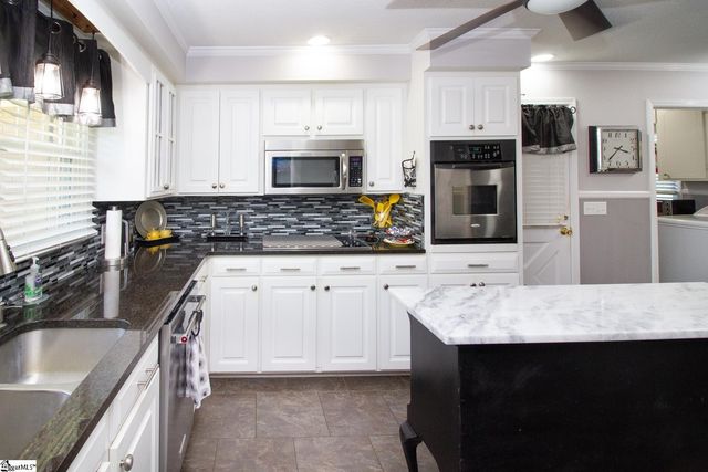 230 Jenkins Circle, Townville, SC 29689