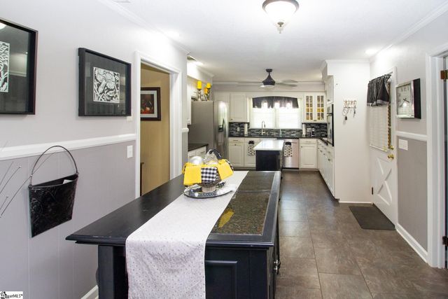 230 Jenkins Circle, Townville, SC 29689