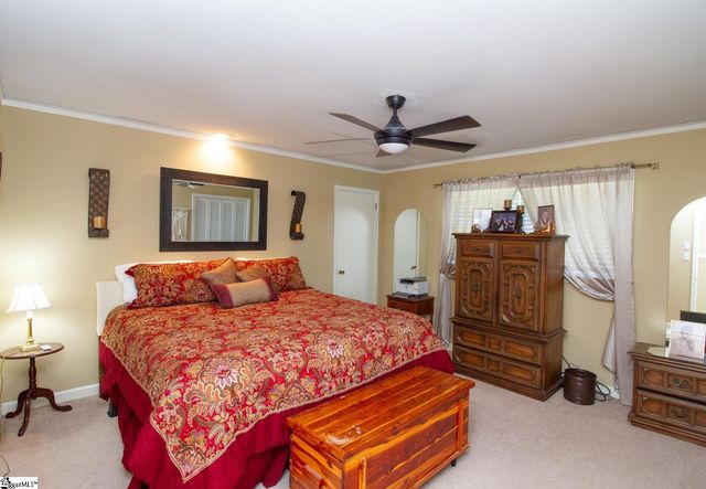 230 Jenkins Circle, Townville, SC 29689